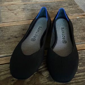 Rothy’s Black Loafers Ladies Size 10.5 lightly used… only worn a few times!